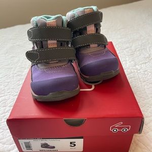 See Kai Run Atlas 1 purple/gray weatherproof snow & rain boots size 5 insulated